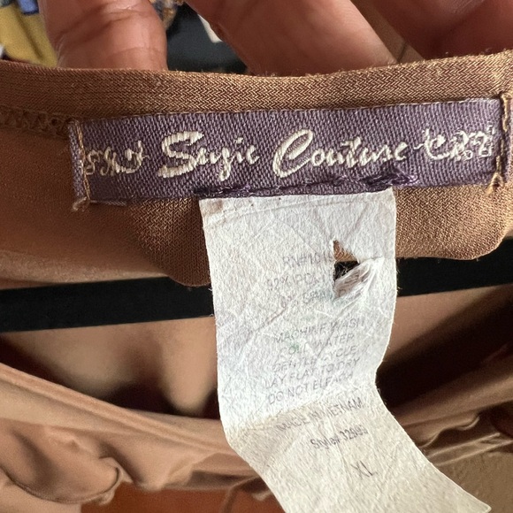 Suzie Couture Tan Ruffle V-Neck Blouse Draped Front Long Sleeve Size XL - Picture 3 of 3